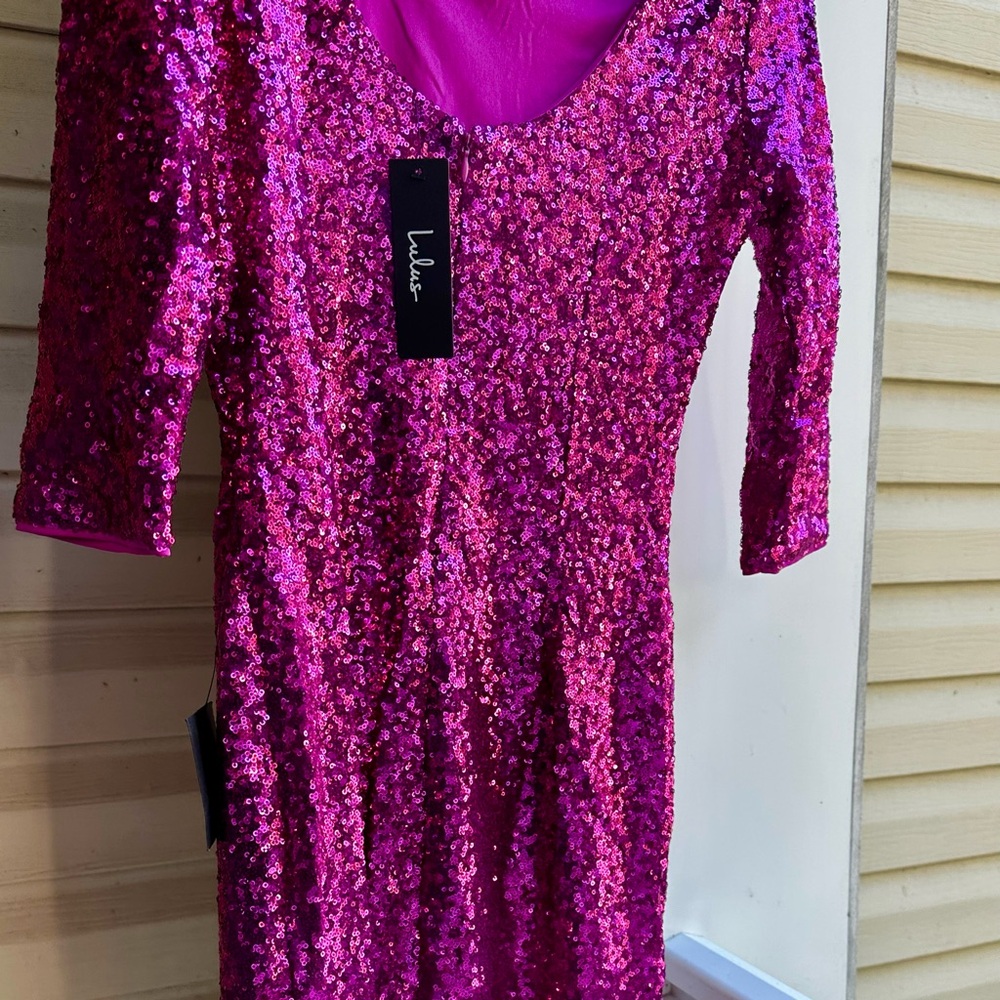 NWT Lulus Sequin Dress - Medium